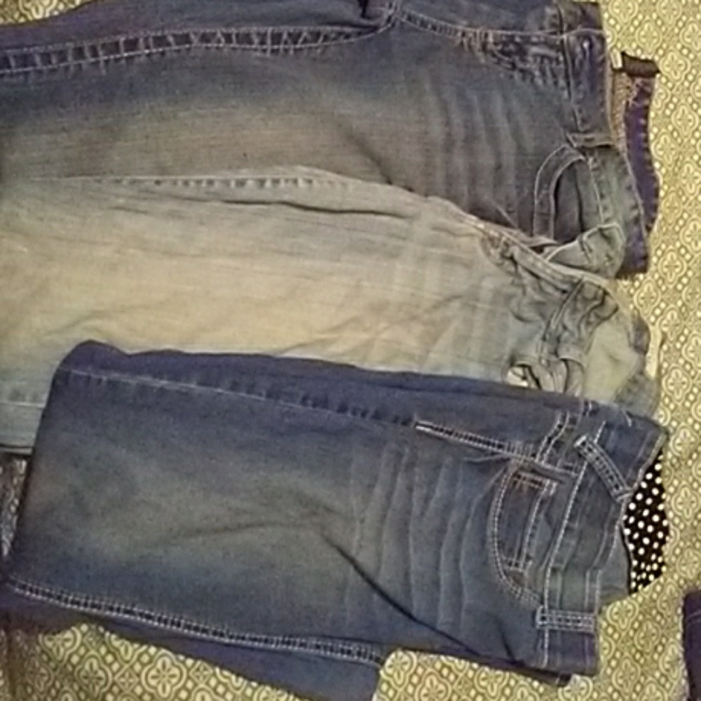 3 pair of jeans